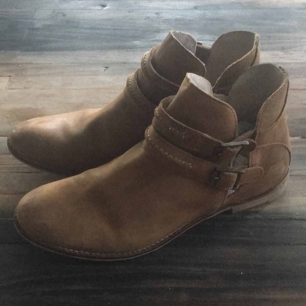 Free People Braeburn Tan Boots 38 8 HTF